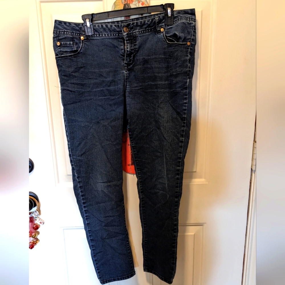Apt. 9 Skinny Leg Jeans